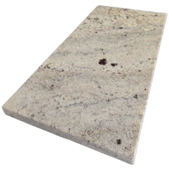 Parapet z granitu Ivory Cream Poler szerokość 25cm grubość 3cm